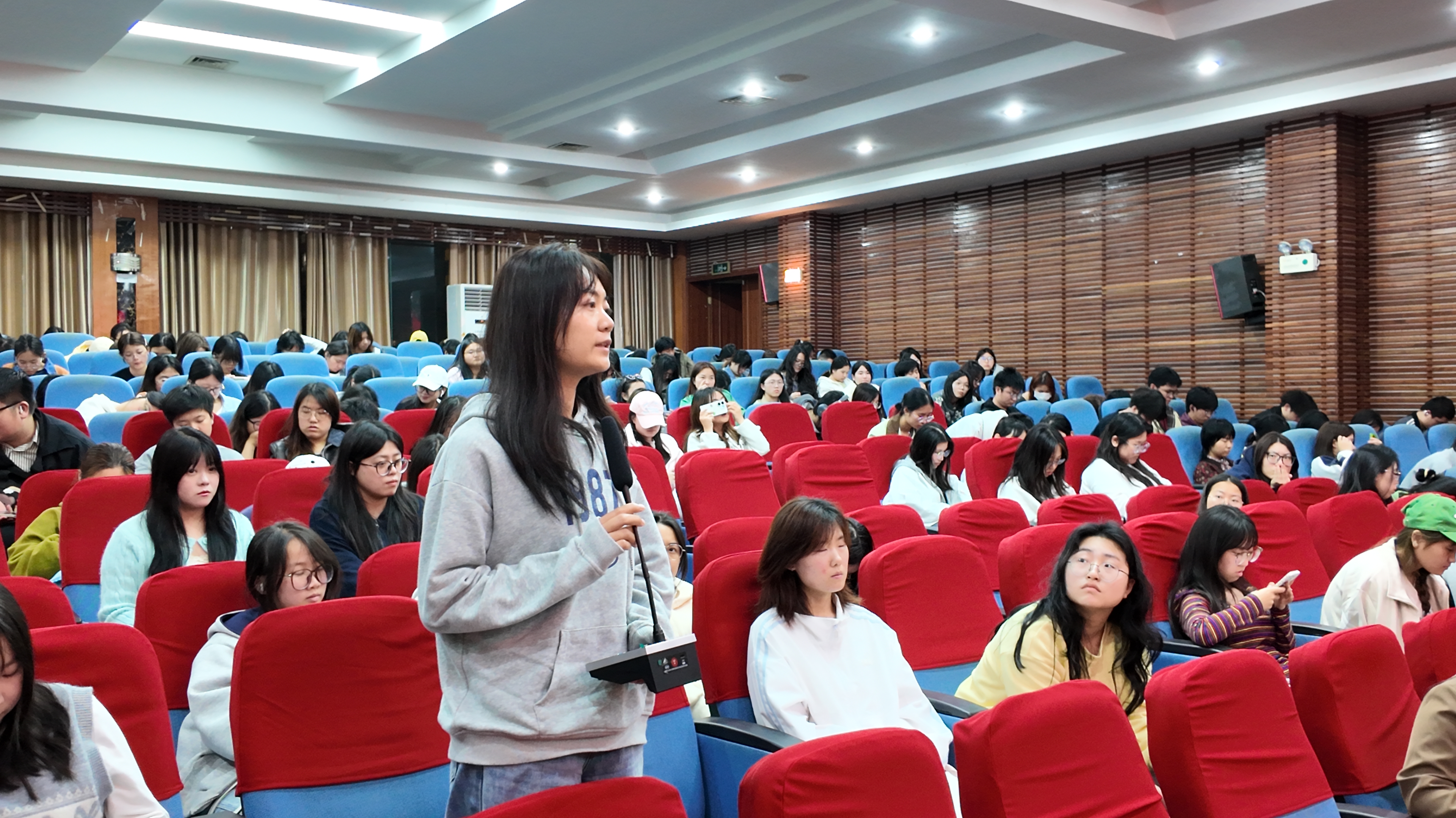 提问环节 (1).jpg